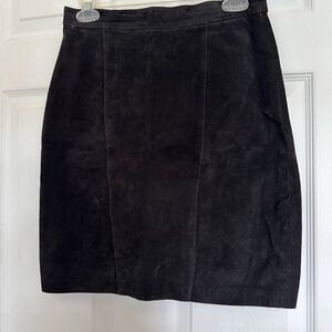 Beautiful suede skirt 11..8